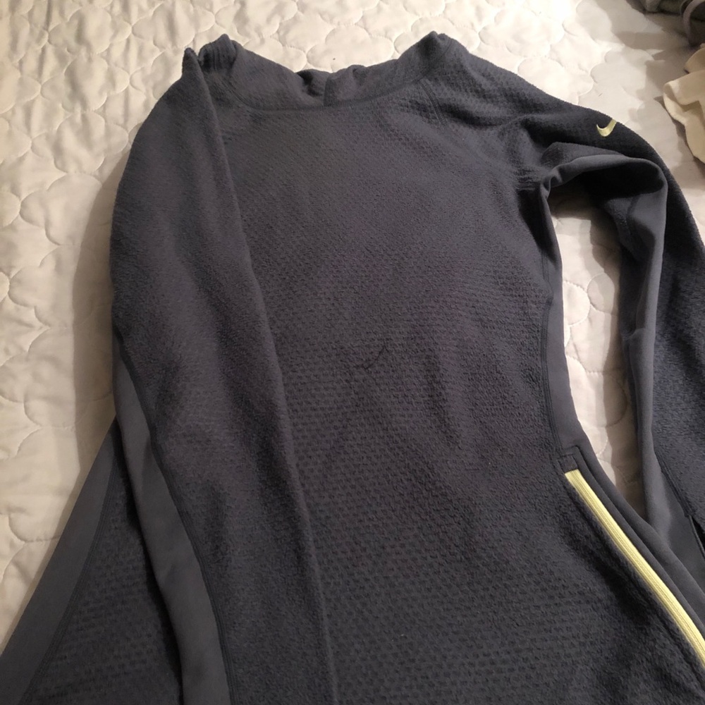 Nike pull over turtle neck